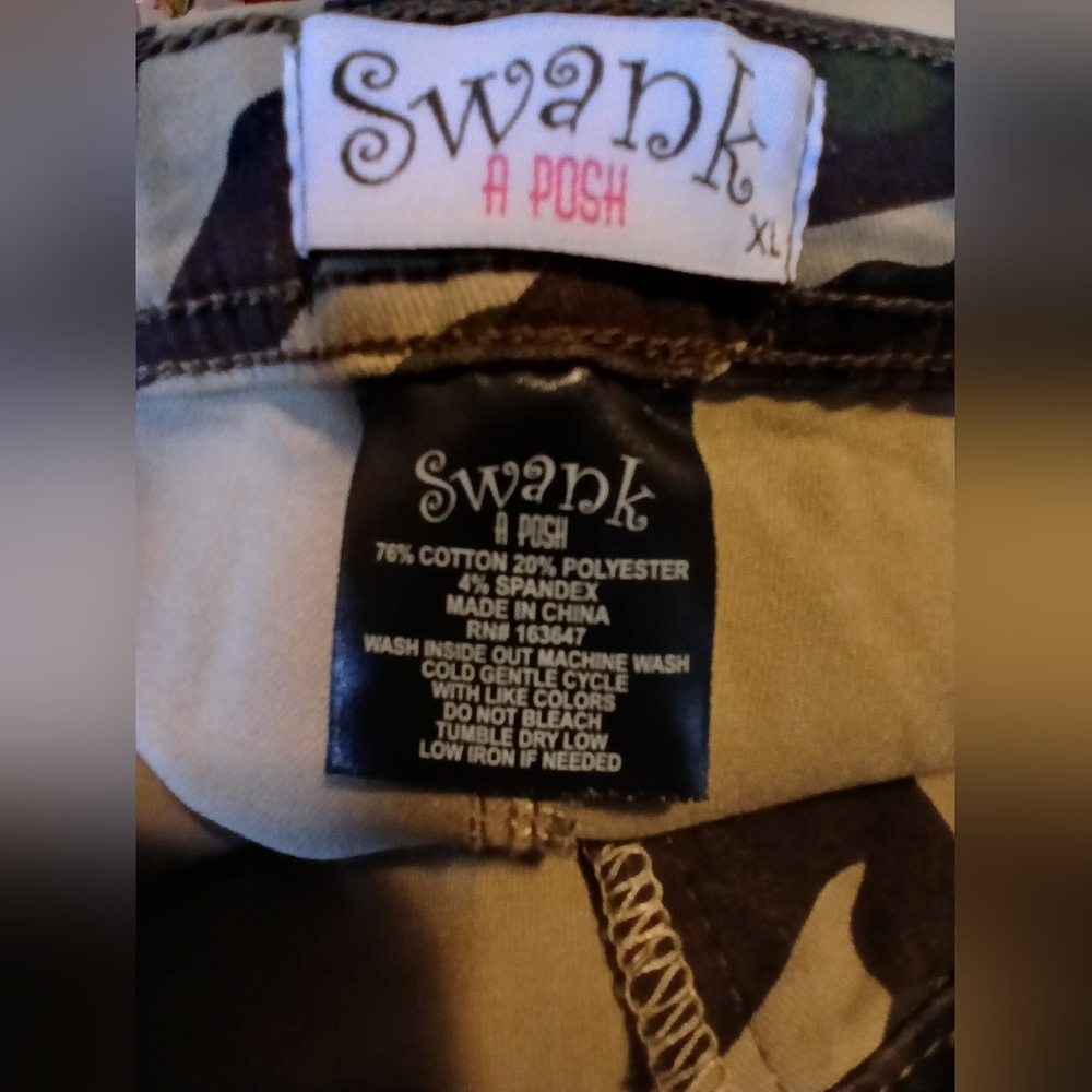 SWANK Women's Camouflage Skinny Jeans - Picture 7 of 7